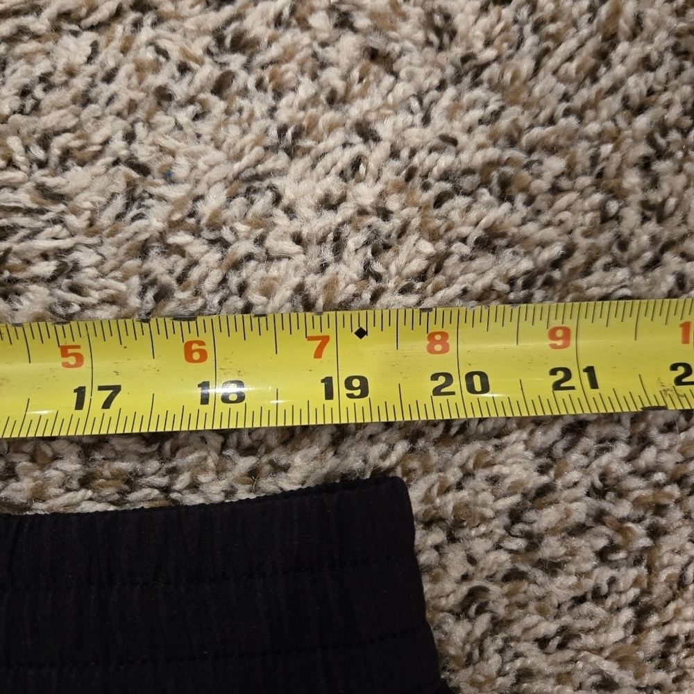 Tilley Ladies Black Trek Skort With Stretch Ripstop Material Size XXL - Picture 14 of 15